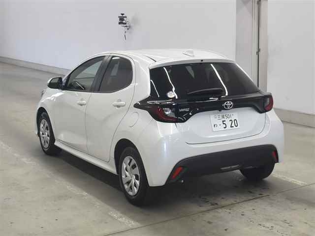 TOYOTA YARIS 2024