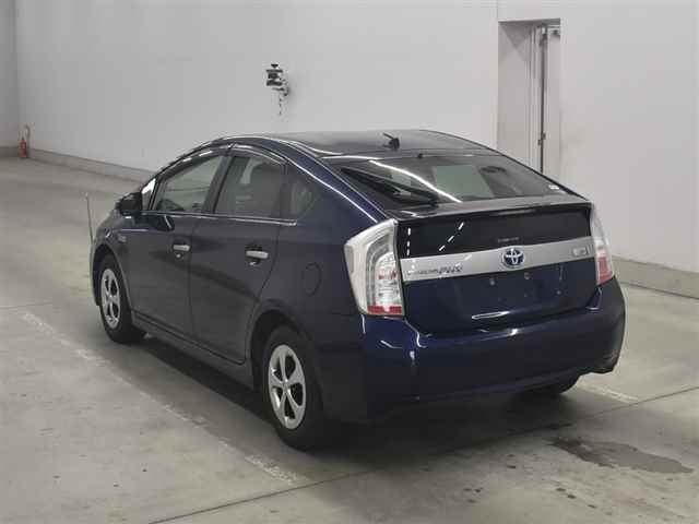 TOYOTA PRIUS PHV 2012