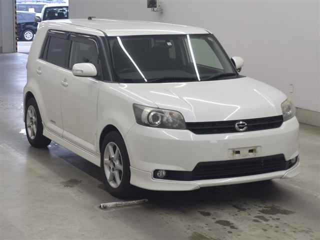 TOYOTA COROLLA RUMION 2010