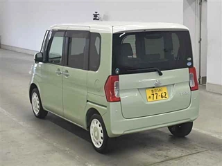 DAIHATSU TANTO 2016