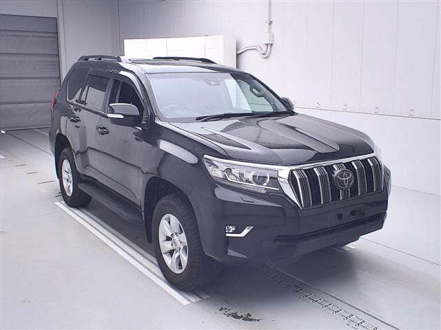 TOYOTA LAND CRUISER PRADO 2019