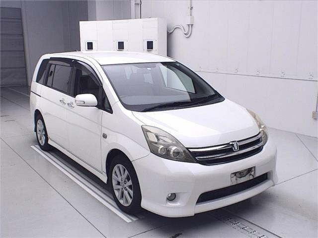 TOYOTA ISIS 2008