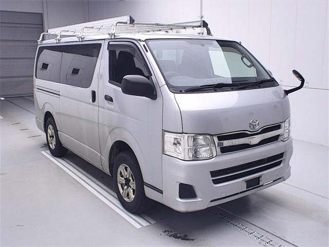 TOYOTA REGIUS ACE VAN 2013