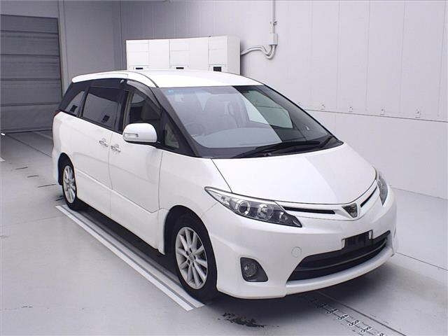 TOYOTA ESTIMA 2012