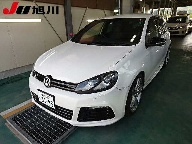 VOLKSWAGEN GOLF 2010