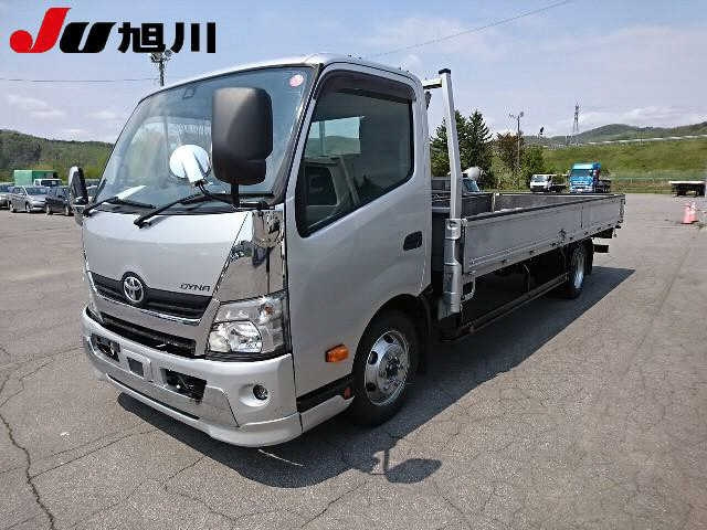 TOYOTA DYNA 2018