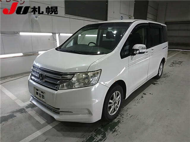 HONDA STEP WAGON 2013