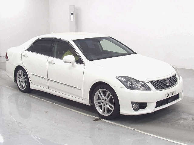 TOYOTA CROWN 2012
