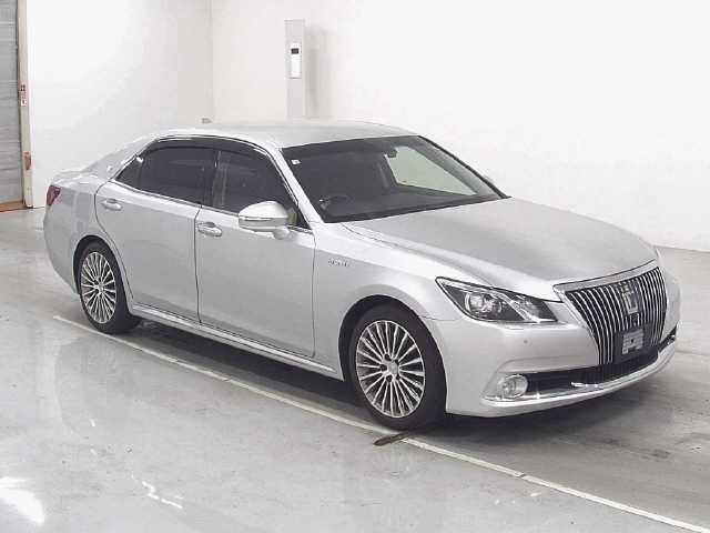 TOYOTA CROWN 2015