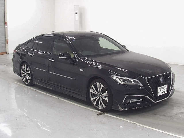 TOYOTA CROWN 2018