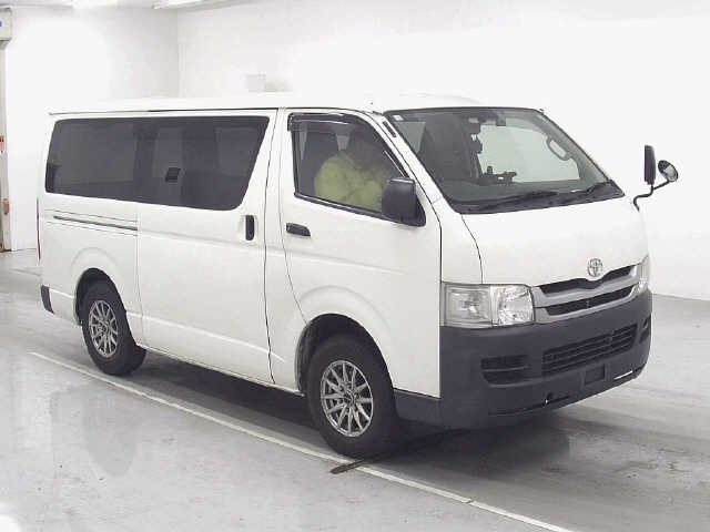 TOYOTA HIACE VAN 2010