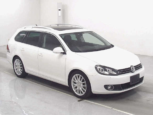 VOLKSWAGEN GOLF VARIANT 2010