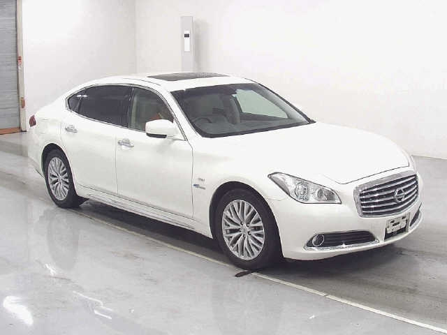 NISSAN CIMA 2012