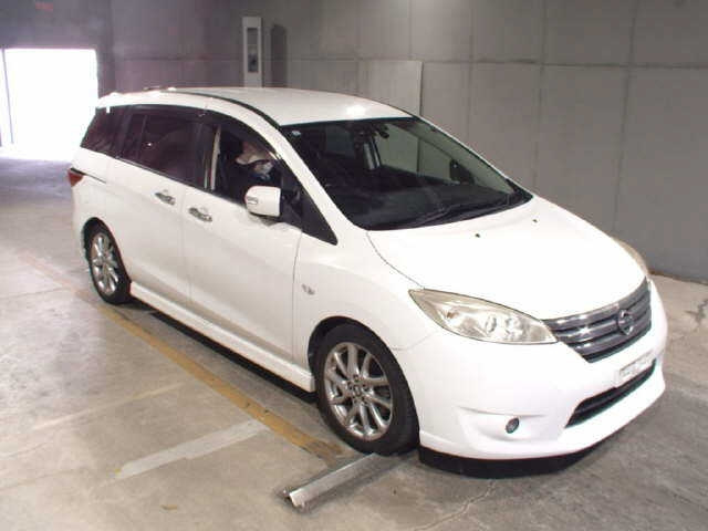 NISSAN LAFESTA