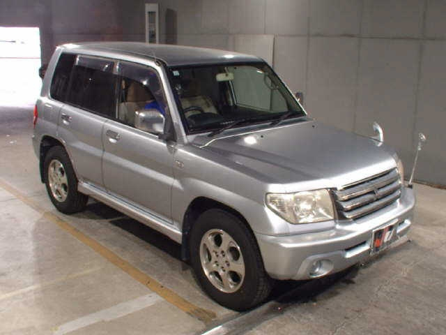 MITSUBISHI PAJERO IO 2005