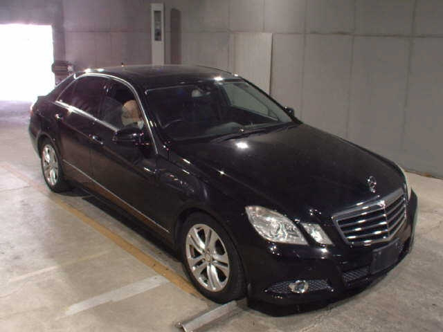 MERCEDES BENZ E CLASS 2010