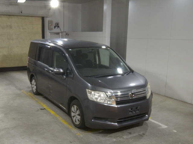 HONDA STEP WAGON 2010