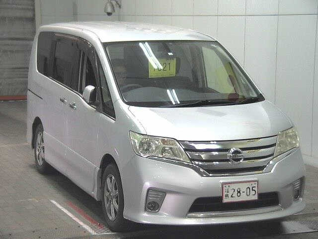 NISSAN SERENA