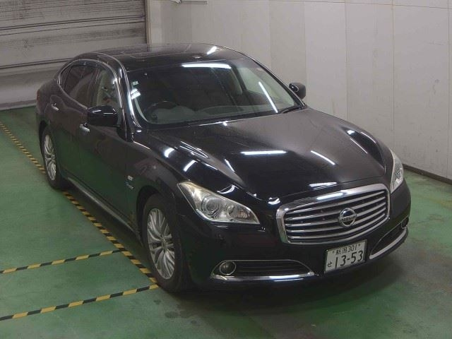 NISSAN CIMA 2014