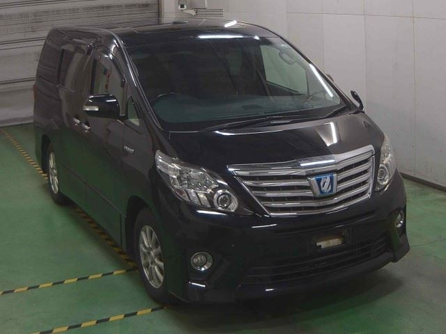 TOYOTA ALPHARD 2013