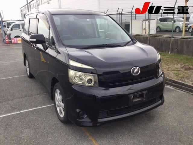 TOYOTA VOXY 2008