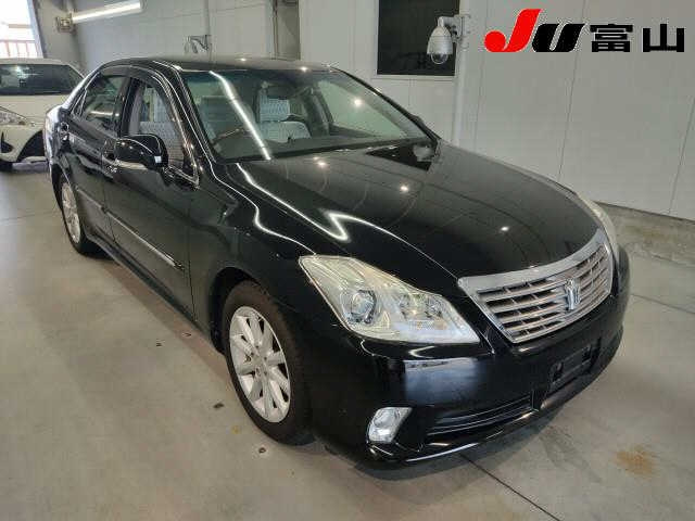 TOYOTA CROWN 2011