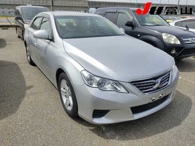 TOYOTA MARK X 2010