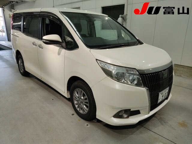 TOYOTA ESQUIRE 2015