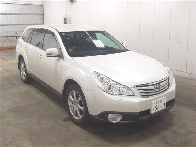 SUBARU LEGACY OUTBACK 2011