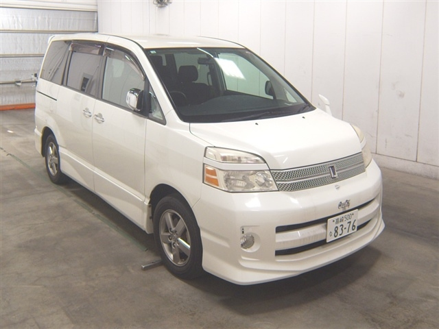 TOYOTA VOXY 2006