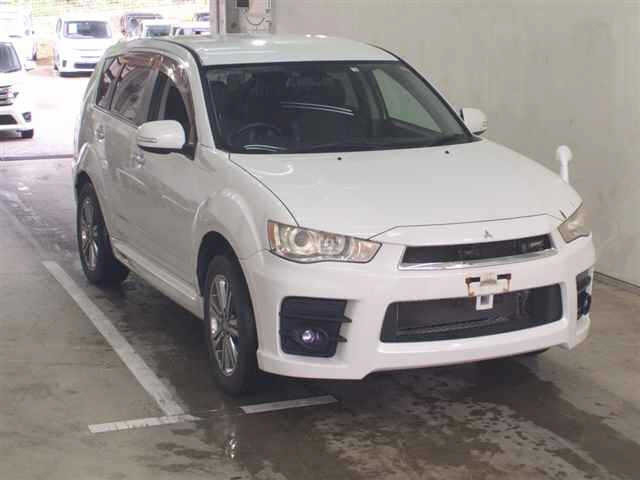 MITSUBISHI OUTLANDER 2010