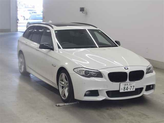 BMW 5 SERIES 2013