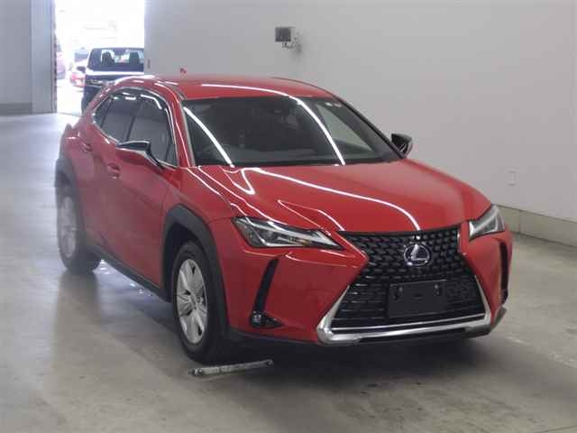 LEXUS UX 2020