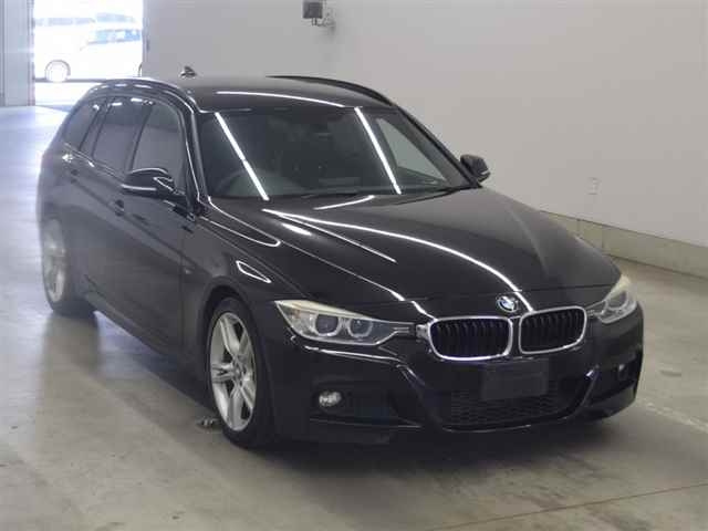 BMW 3 SERIES 2012