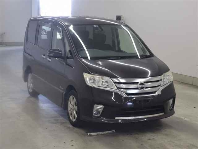 NISSAN SERENA 2013