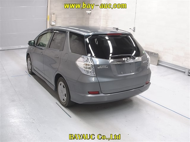 HONDA FIT SHUTTLE 2013