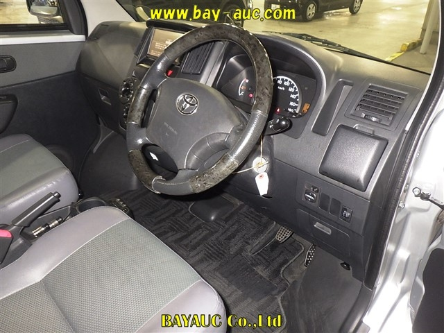 TOYOTA LITE ACE VAN 2016