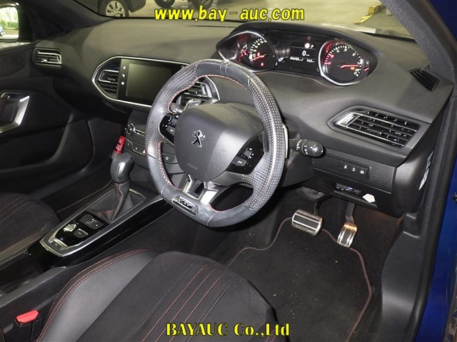 PEUGEOT 308 2018