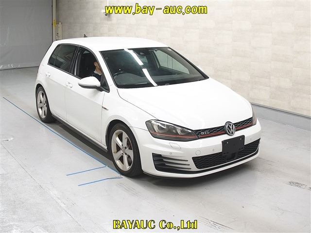 VOLKSWAGEN GOLF 2016