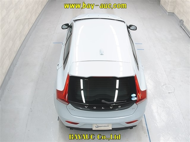 VOLVO V40 2014