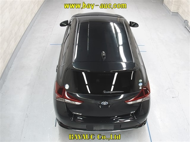 TOYOTA AURIS 2016