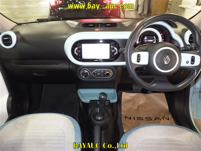 RENAULT TWINGO 2018