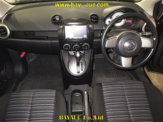 MAZDA DEMIO 2010