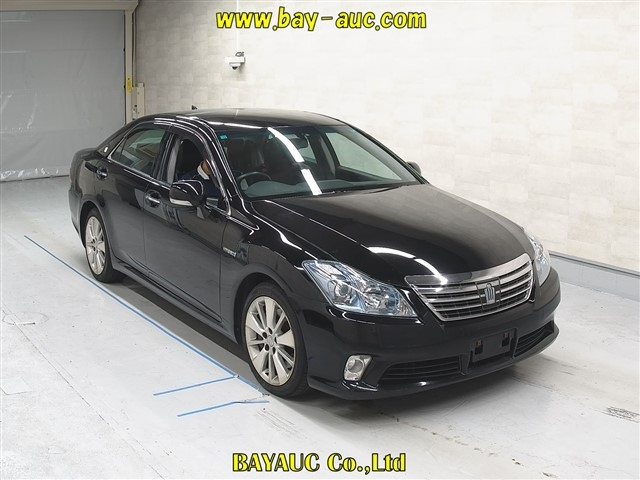 TOYOTA CROWN 2010