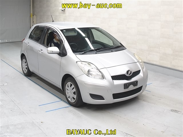 TOYOTA VITZ 2009