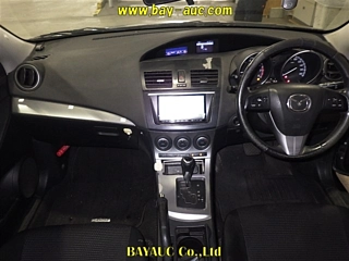 MAZDA AXELA 2012