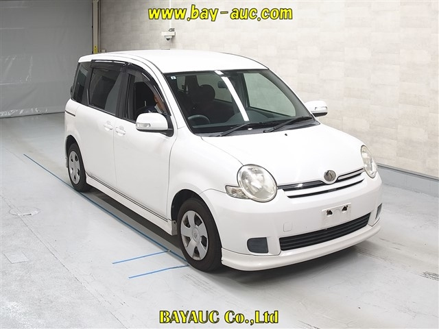 TOYOTA SIENTA 2009