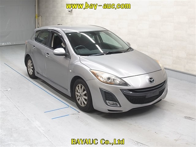 MAZDA AXELA 2010