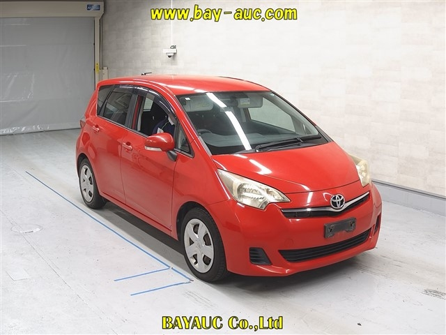 TOYOTA RACTIS 2011