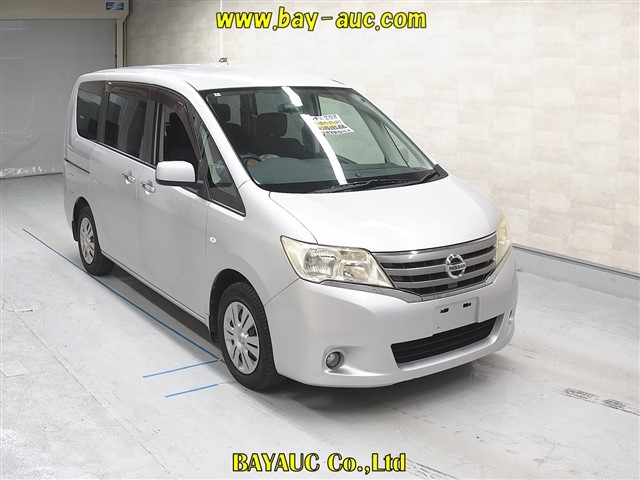 NISSAN SERENA 2011